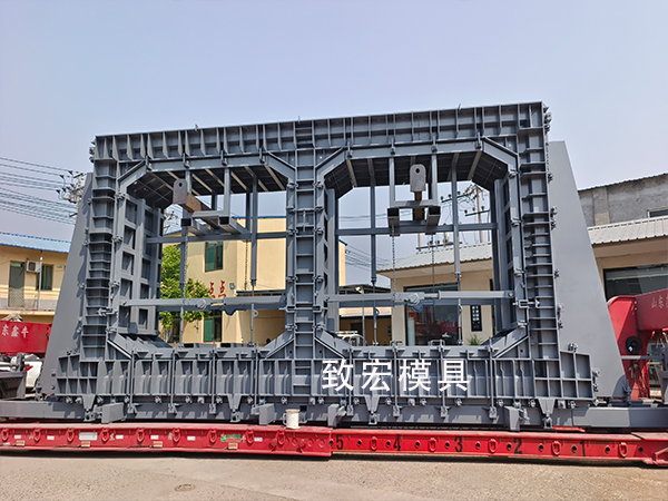 雙倉(cāng)頂進(jìn)式箱涵模具 雙倉(cāng)頂進(jìn)式箱涵模具